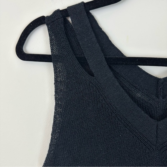 Halogen Black V-Neck Knit Strappy Tank Top Size Medium Women's - Picture 2 of 6